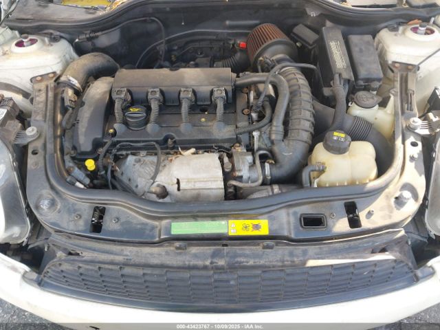 2010 MINI COOPER S CLUBMAN WMWMM3C52ATP76609 Photo 9