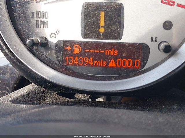 2010 MINI COOPER S CLUBMAN WMWMM3C52ATP76609 Photo 6