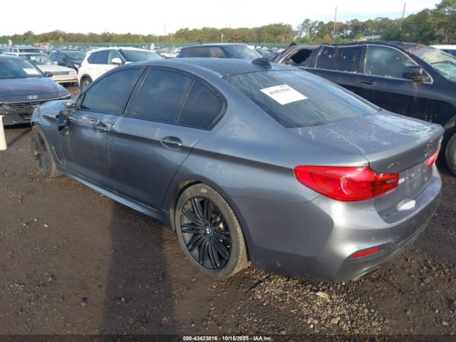 2018 BMW 530I WBAJA7C57JWA71342 Photo 2