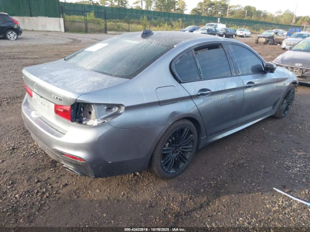 2018 BMW 530I WBAJA7C57JWA71342 Photo 3