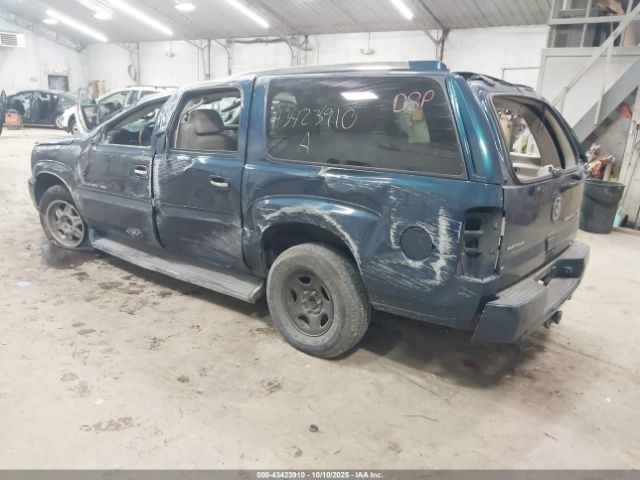 2005 CADILLAC ESCALADE ESV 3GYFK66N75G149464 Photo 2