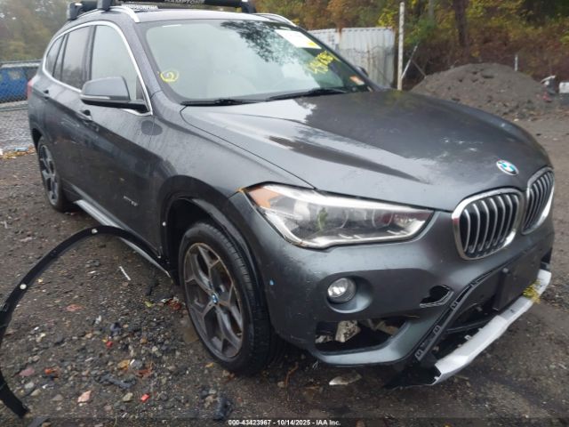 2017 BMW X1 WBXHT3C35H5F84692