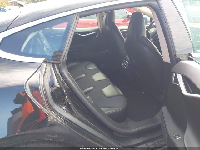 2013 TESLA MODEL S 5YJSA1AC7DFP10623 Photo 7