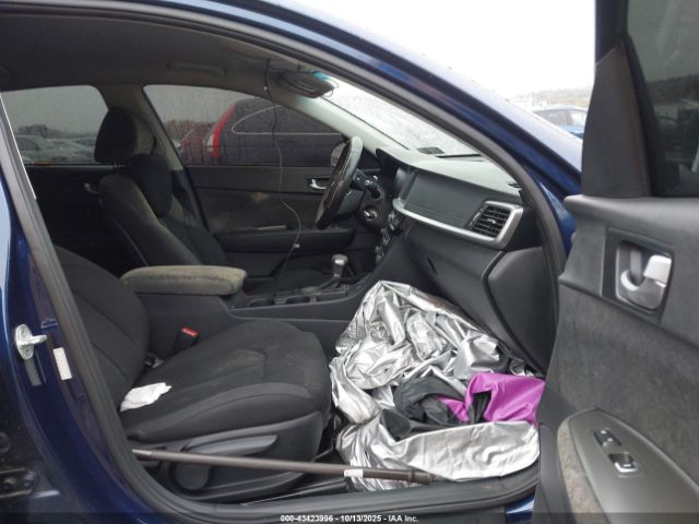 2019 KIA OPTIMA 5XXGT4L37KG361553 Photo 4