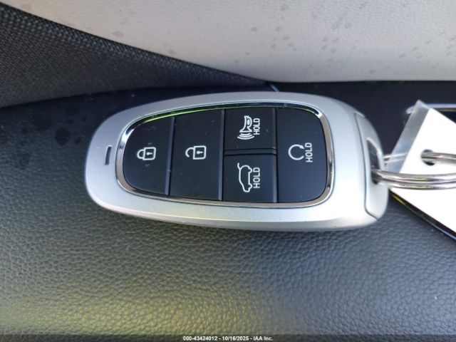 2022 HYUNDAI TUCSON 5NMJCCAE3NH137769 Photo 10