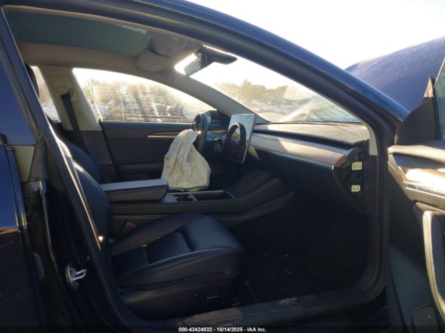 2022 TESLA MODEL 3 5YJ3E1EB0NF316859 Photo 4