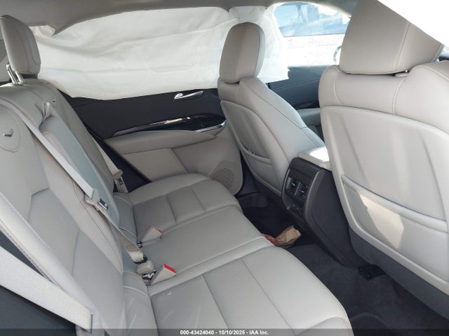 2023 CADILLAC XT4 1GYFZDR49PF110222 Photo 7