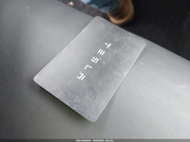 2024 TESLA MODEL Y 7SAYGDEE2RF157220 Photo 10