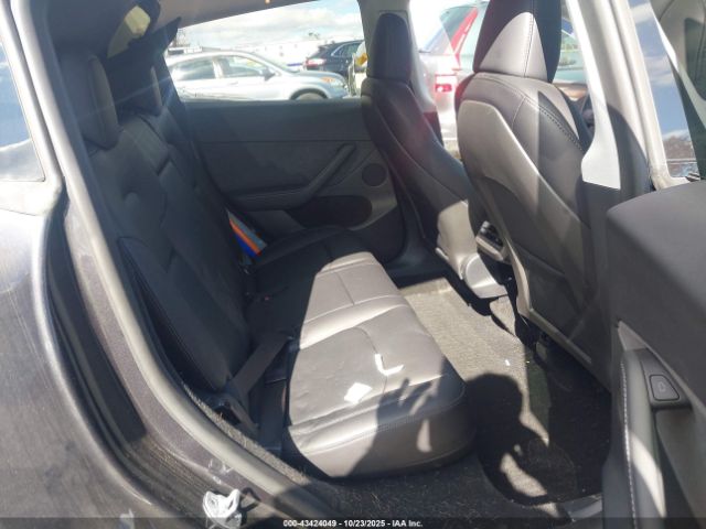 2024 TESLA MODEL Y 7SAYGDEE2RF157220 Photo 7