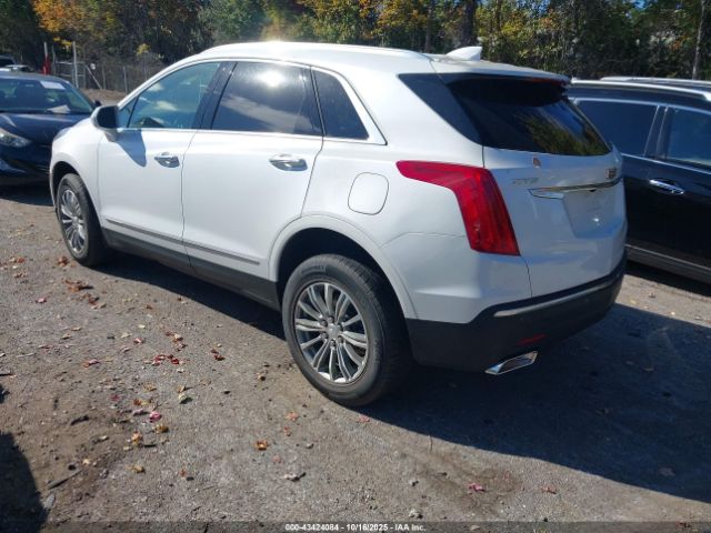 2018 CADILLAC XT5 1GYKNDRS2JZ109122 Photo 2