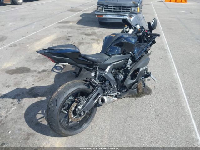 2024 YAMAHA YZFR7 JYARM38E3RA013826 Photo 3