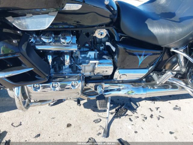 2000 HONDA GL1500 1HFSC4100YA100763 Photo 8