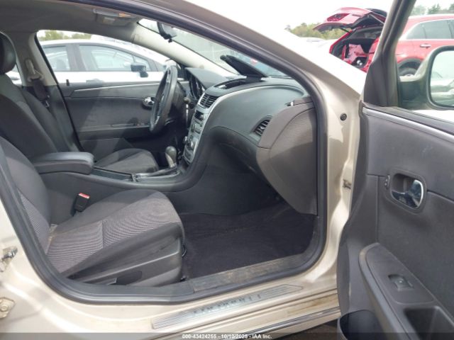 2010 CHEVROLET MALIBU 1G1ZC5EB0AF323011 Photo 4