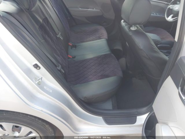 2019 HYUNDAI ELANTRA KMHD74LF1KU888270 Photo 7