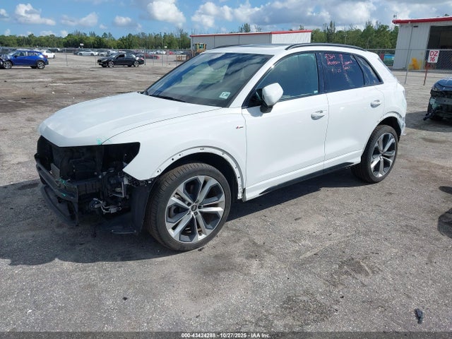 2021 AUDI Q3 WA1DECF31M1051197 Photo 1