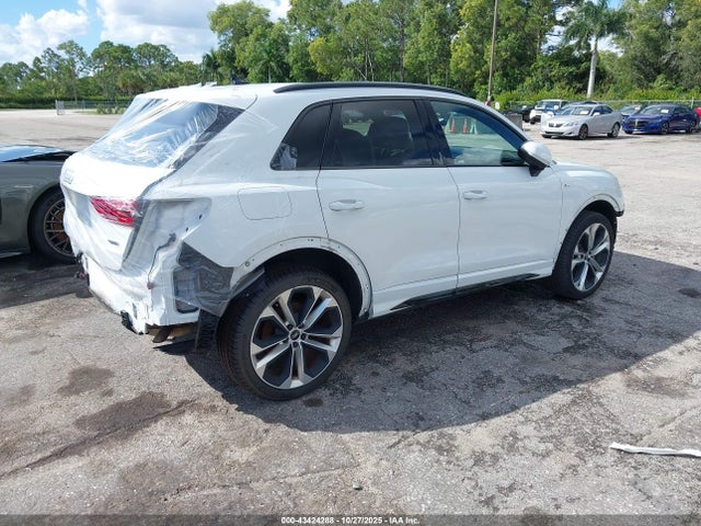 2021 AUDI Q3 WA1DECF31M1051197 Photo 3