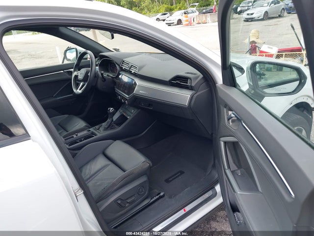 2021 AUDI Q3 WA1DECF31M1051197 Photo 4