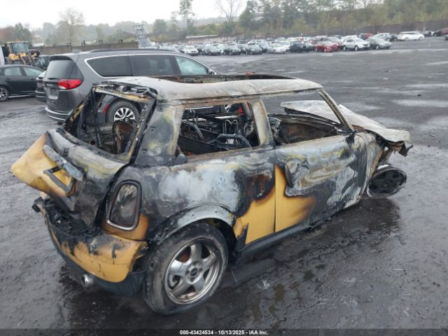 2007 MINI COOPER WMWMF335X7TU62659 Photo 3