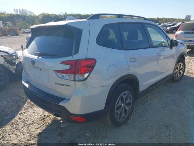 2021 SUBARU FORESTER JF2SKAFC4MH510225 Photo 3