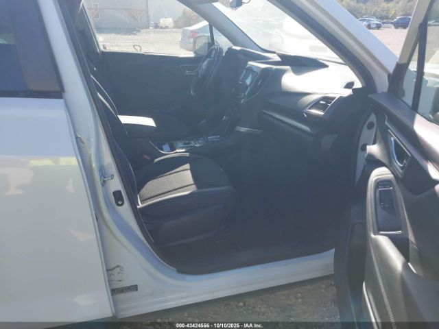 2021 SUBARU FORESTER JF2SKAFC4MH510225 Photo 4