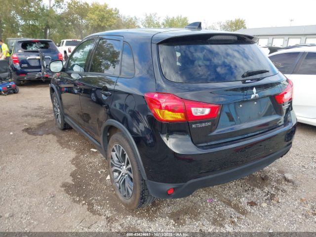 2017 MITSUBISHI OUTLANDER SPORT JA4AP3AU8HZ007458 Photo 2