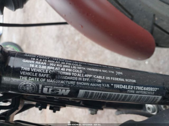 2017 HARLEY-DAVIDSON XL883 1HD4LE217HC445937 Photo 9