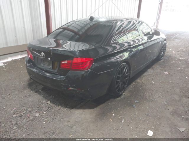 2013 BMW 528I WBAXG5C57DDY31635 Photo 3