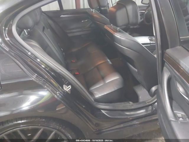 2013 BMW 528I WBAXG5C57DDY31635 Photo 7