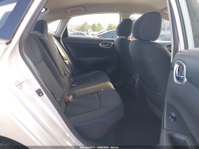 Nissan Sentra 2016 3N1AB7APXGY276949 Image 8