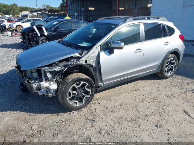 Subaru naturally aspirated 2017 JF2GPADC3H8237813 Image 2