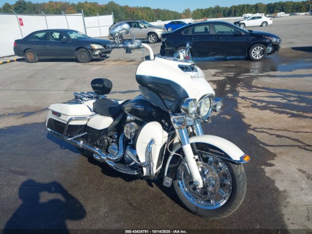2014 HARLEY-DAVIDSON FLHTCU 1HD1FCM17EB621706