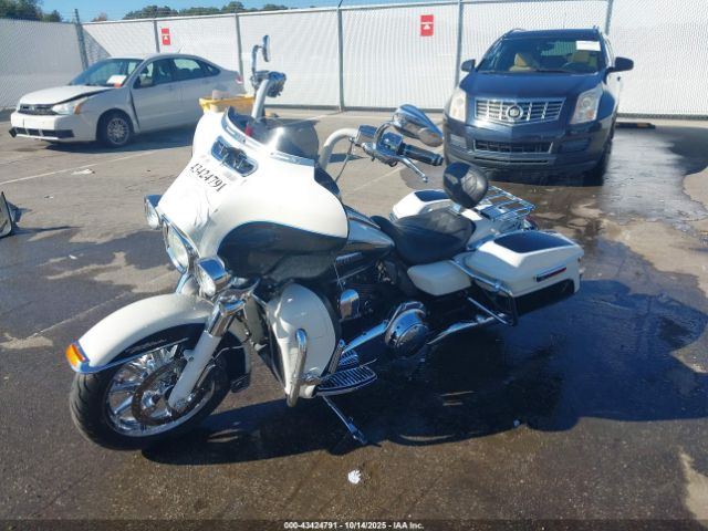 2014 HARLEY-DAVIDSON FLHTCU 1HD1FCM17EB621706 Photo 1