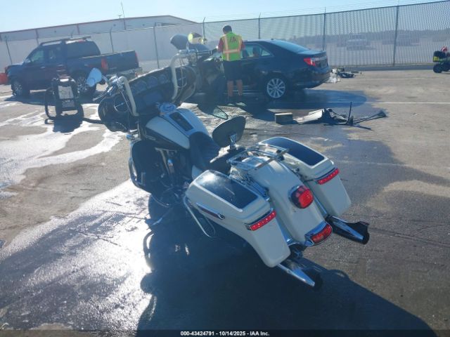 2014 HARLEY-DAVIDSON FLHTCU 1HD1FCM17EB621706 Photo 2