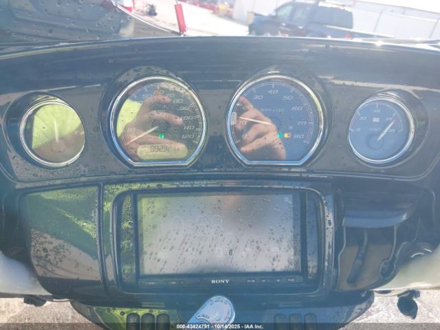 2014 HARLEY-DAVIDSON FLHTCU 1HD1FCM17EB621706 Photo 6