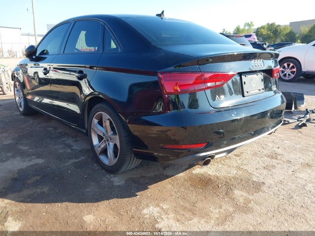 Продаж на аукціоні авто 2018 Audi A3 2.0t Tech Premium, vin: WAUB8GFF7J1087734, номер лоту: 43424802