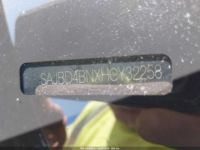 2017 JAGUAR XF SAJBD4BNXHCY32258 Photo 8