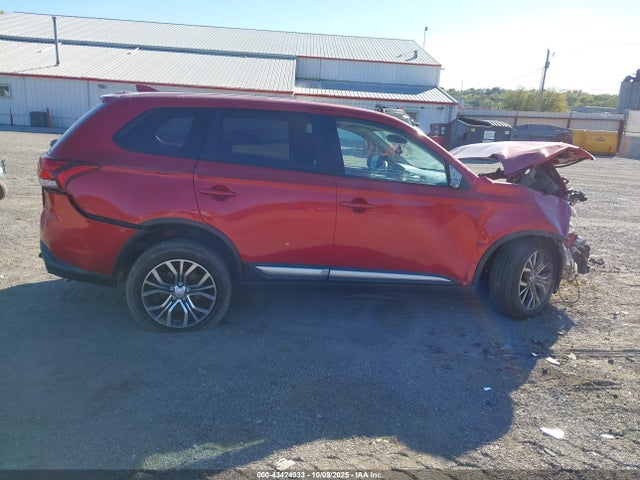 Mitsubishi Outlander Es 2018 JA4AZ2A34JZ006860 Image 14