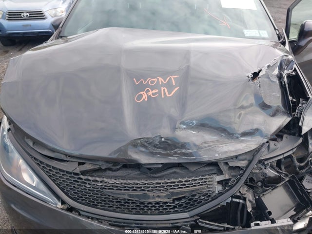 2019 CHRYSLER PACIFICA 2C4RC1BG3KR560649 Photo 9