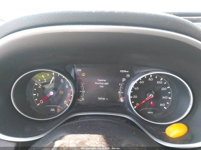 43424999 :رقم المزاد ، 3C4NJDCB7JT501589 vin ، 2018 Jeep Compass Limited 4x4 مزاد بيع