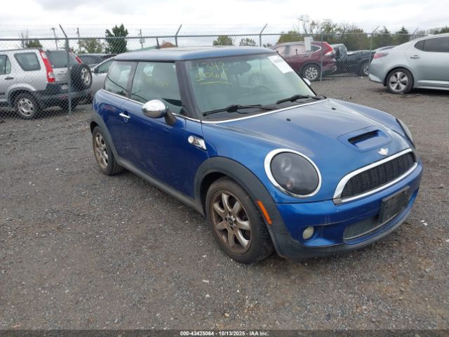 2007 MINI COOPER S WMWMF73537TL92610 Photo 0