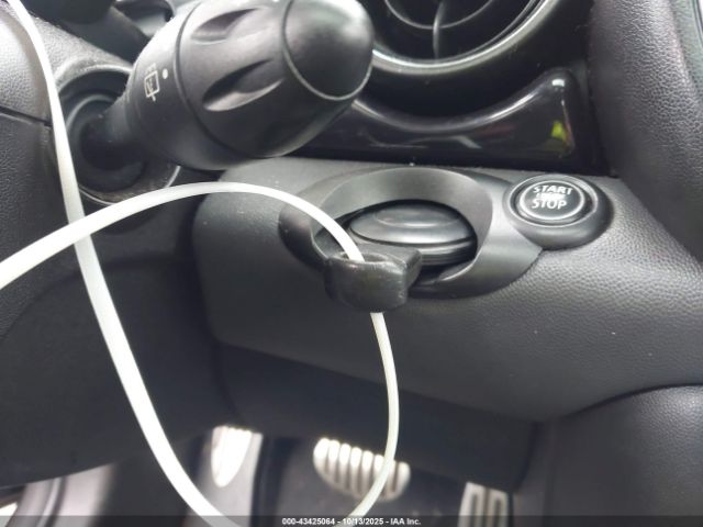 2007 MINI COOPER S WMWMF73537TL92610 Photo 10