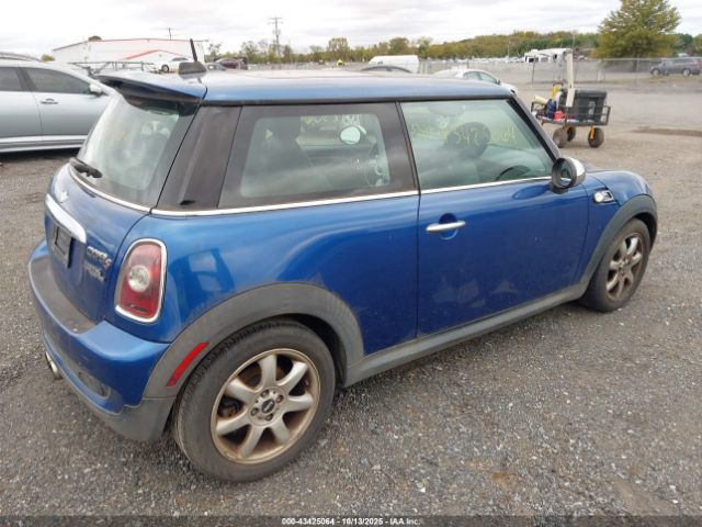 2007 MINI COOPER S WMWMF73537TL92610 Photo 3