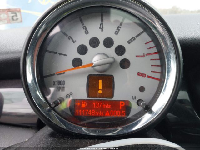 2007 MINI COOPER S WMWMF73537TL92610 Photo 6