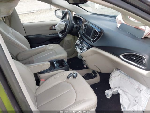 2021 CHRYSLER VOYAGER 2C4RC1DG9MR523573 Photo 4