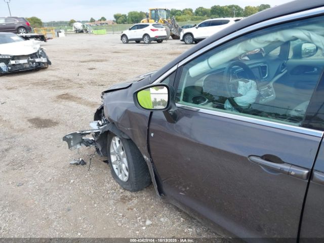 2021 CHRYSLER VOYAGER 2C4RC1DG9MR523573 Photo 5