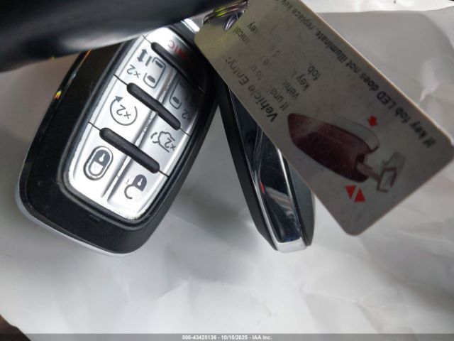 2018 CHRYSLER PACIFICA 2C4RC1FG3JR356751 Photo 10