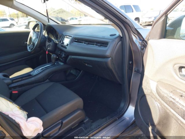 2022 HONDA HR-V 3CZRU6H34NM747483 Photo 4