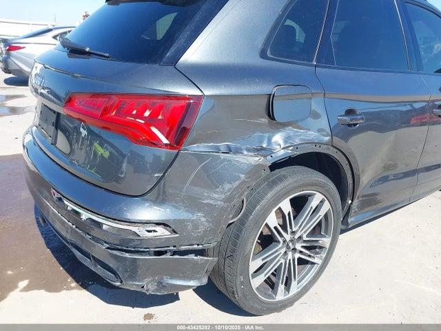 2019 AUDI SQ5 WA1B4BFY9K2088005 Photo 5