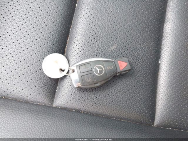 2010 MERCEDES-BENZ C 300 WDDGF8BB1AF442414 Photo 10