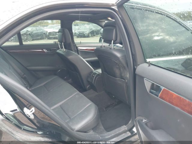 2010 MERCEDES-BENZ C 300 WDDGF8BB1AF442414 Photo 7